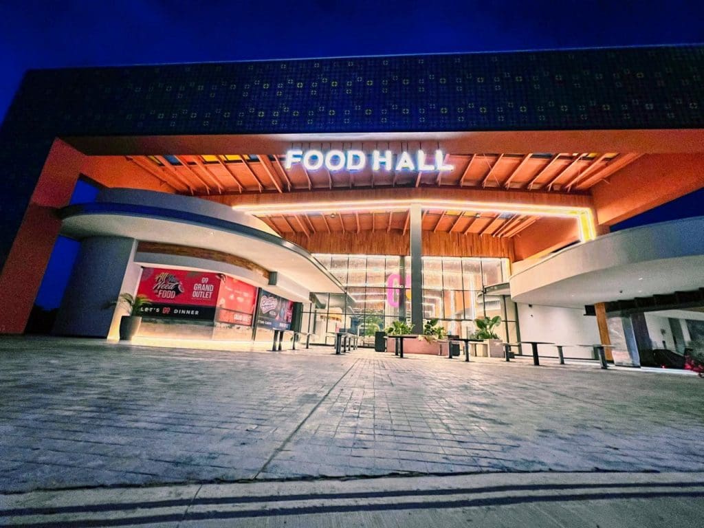 food court go outlet mall cancun 