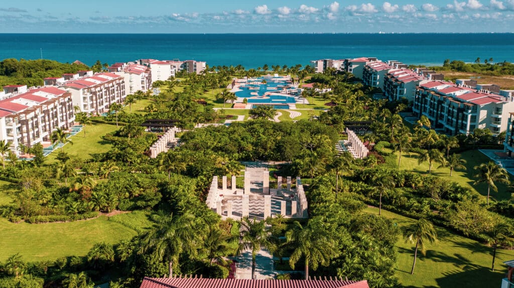 Playa del carmen condos Mareazul Aereas