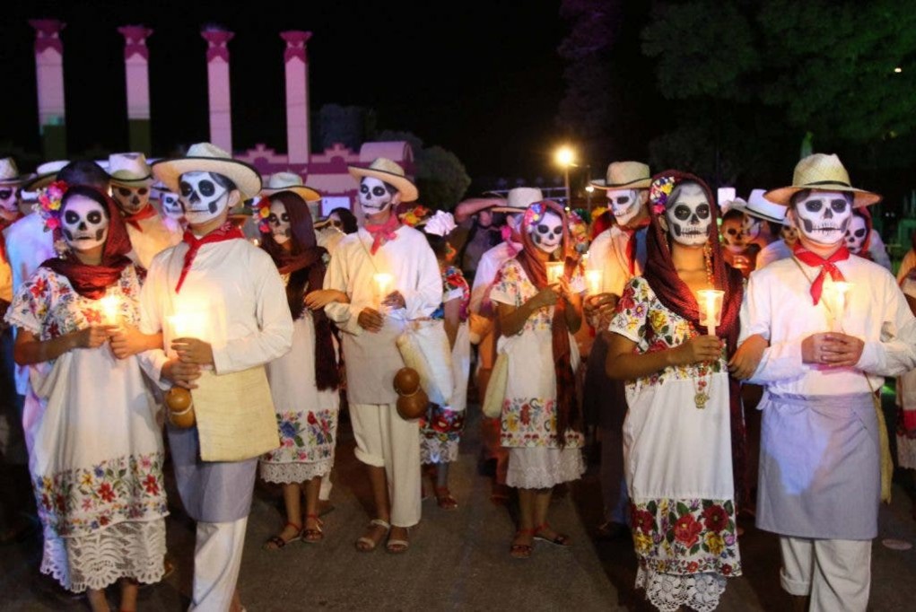 paseo de la animas ayuntamiento de mérida día de muertos