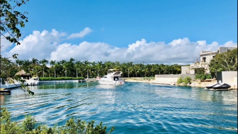 phase 4 in puerto aventuras