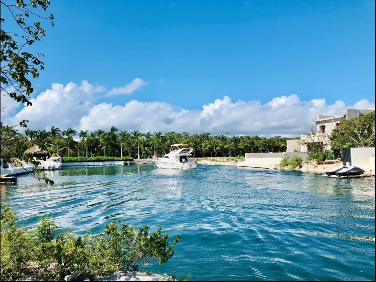 phase 4 in puerto aventuras