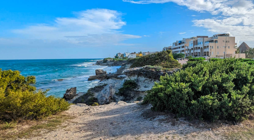 history of akumal